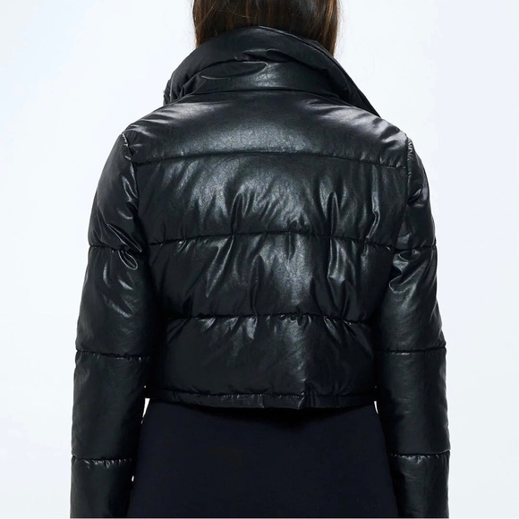 LA Coalition Vegan Leather Look Black Cropped Puffer Jacket, Large - Picture 13 of 14